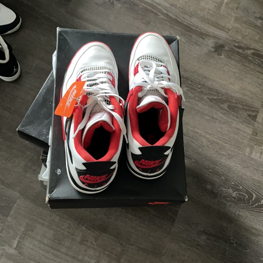 Jordan - Picture 2 of 4